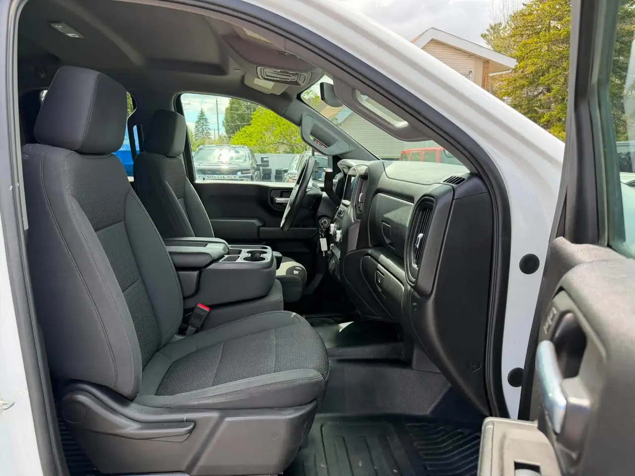 GMC Sierra 1500 снимка GMC Sierra 1500
