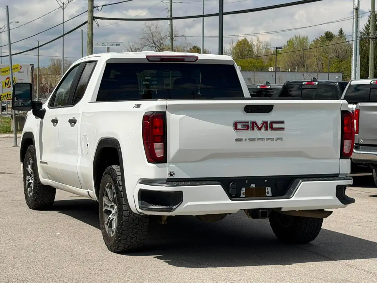 GMC Sierra 1500 снимка GMC Sierra 1500
