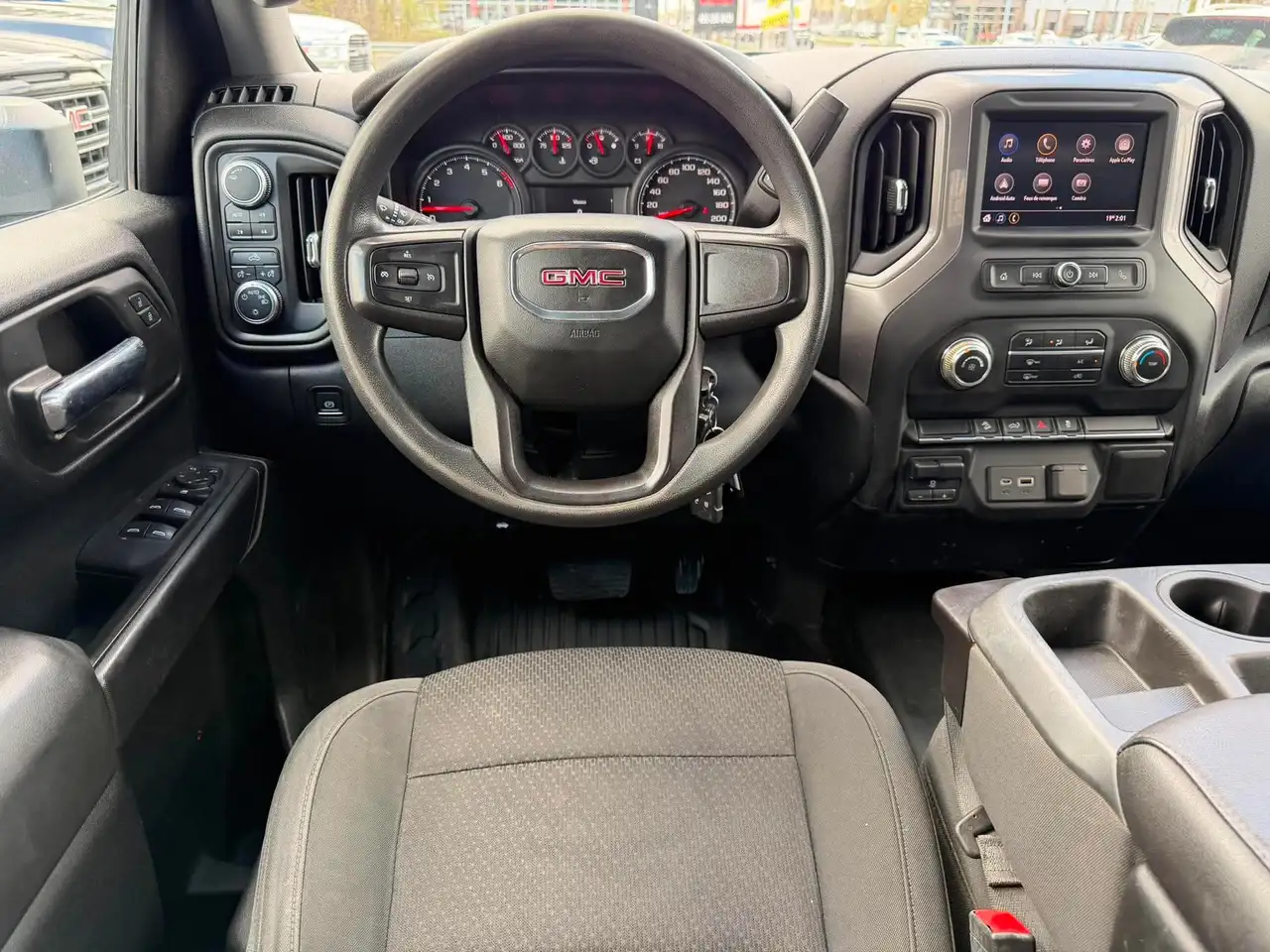 GMC Sierra 1500 снимка GMC Sierra 1500