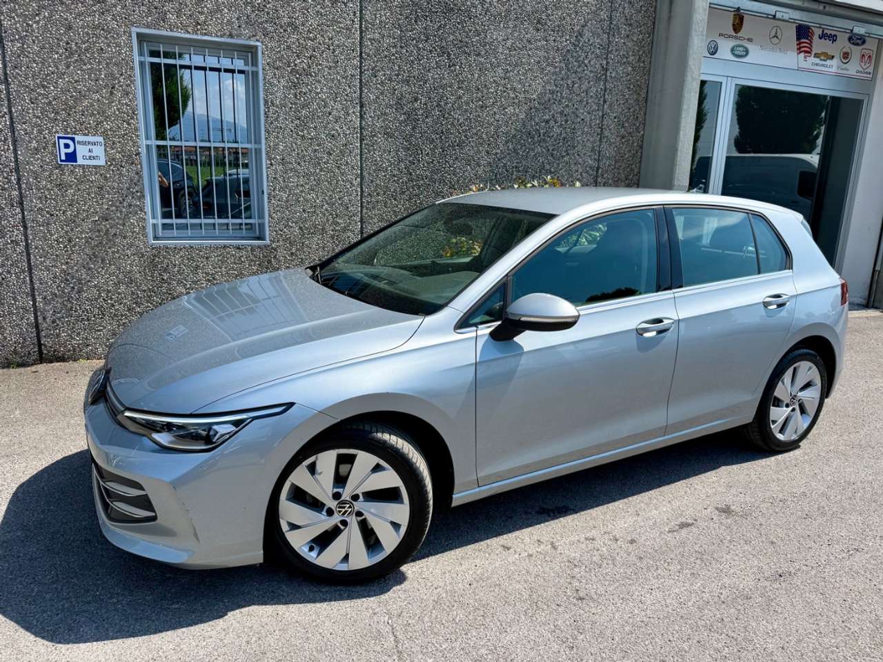 Volkswagen Golf 2.0 tdi Style 150cv dsg "FULL  LED"PARI AL NUOVO"