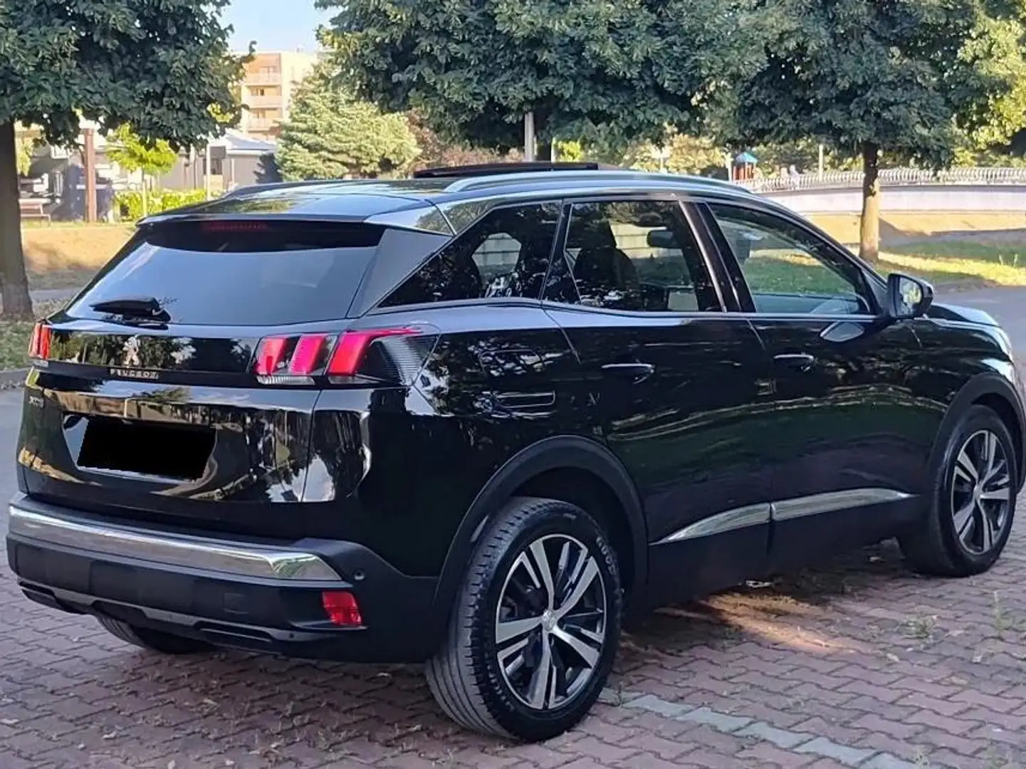 Peugeot 3008 3008 BlueHDi 150 Stop Schwarz - 2