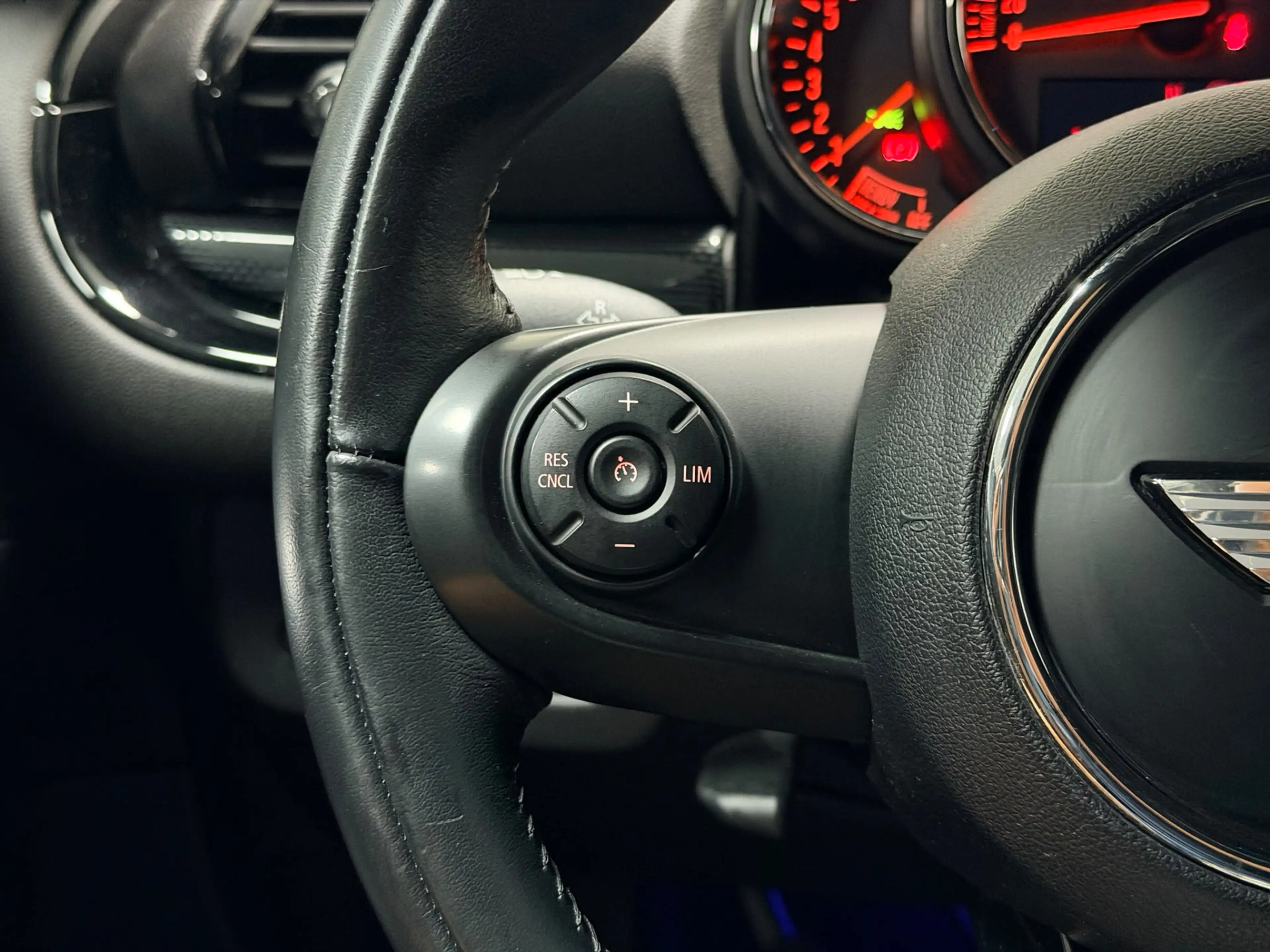 MINI Cooper S Clubman 2.0 Chili Serious Business | NAVI | STOELVERWARMIN — photo 38