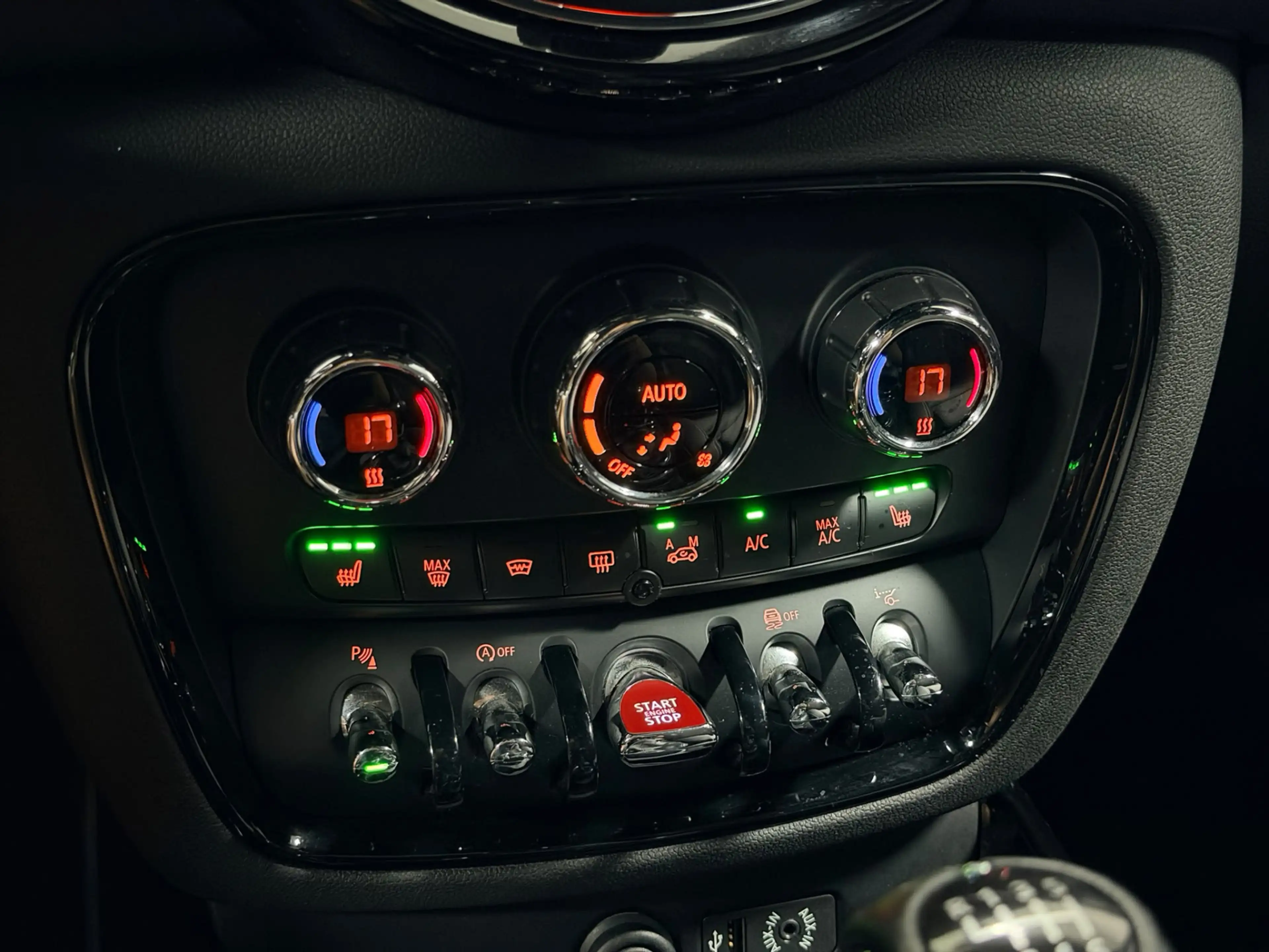 MINI Cooper S Clubman 2.0 Chili Serious Business | NAVI | STOELVERWARMIN — photo 28