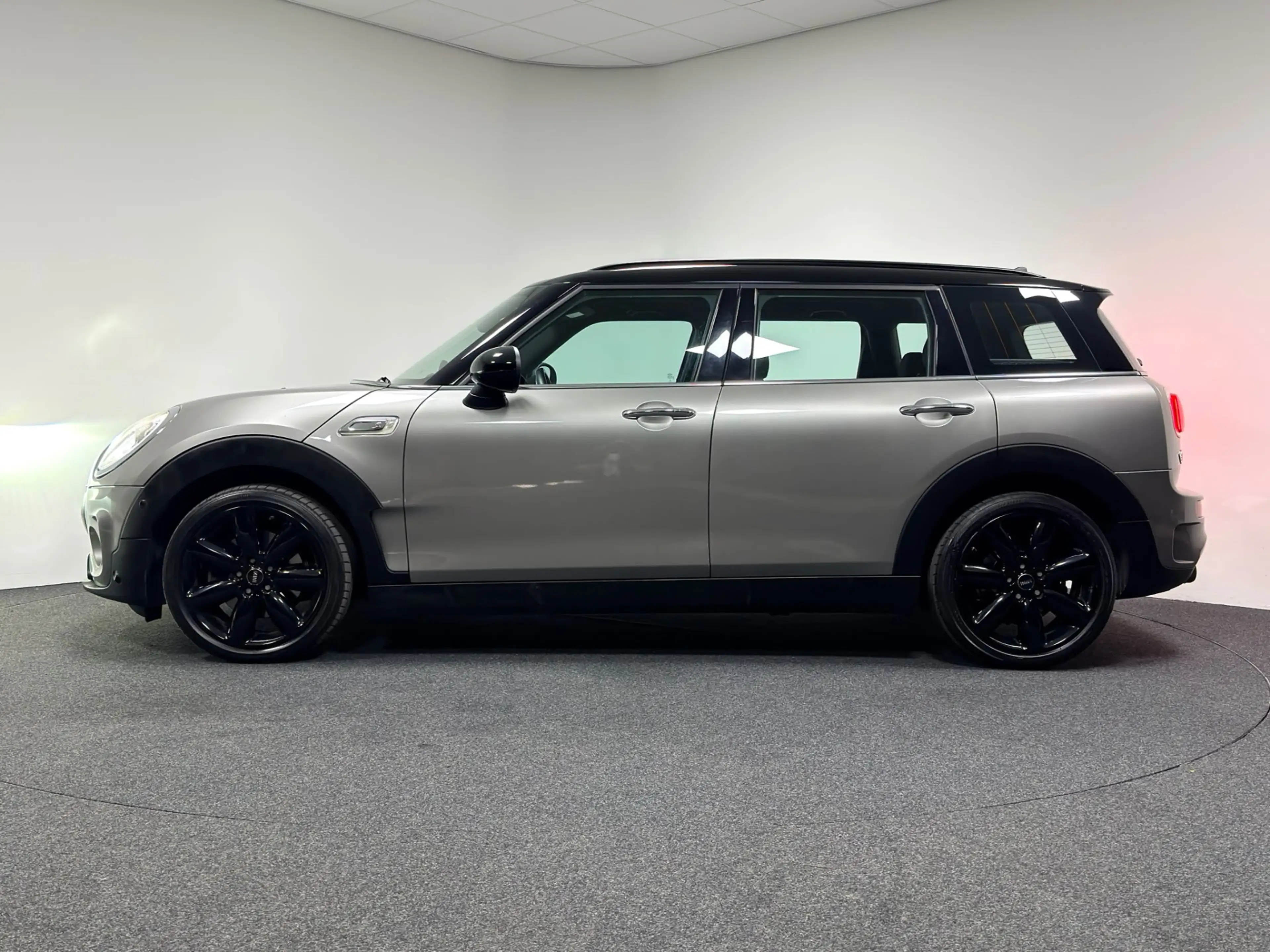 MINI Cooper S Clubman 2.0 Chili Serious Business | NAVI | STOELVERWARMIN — photo 3