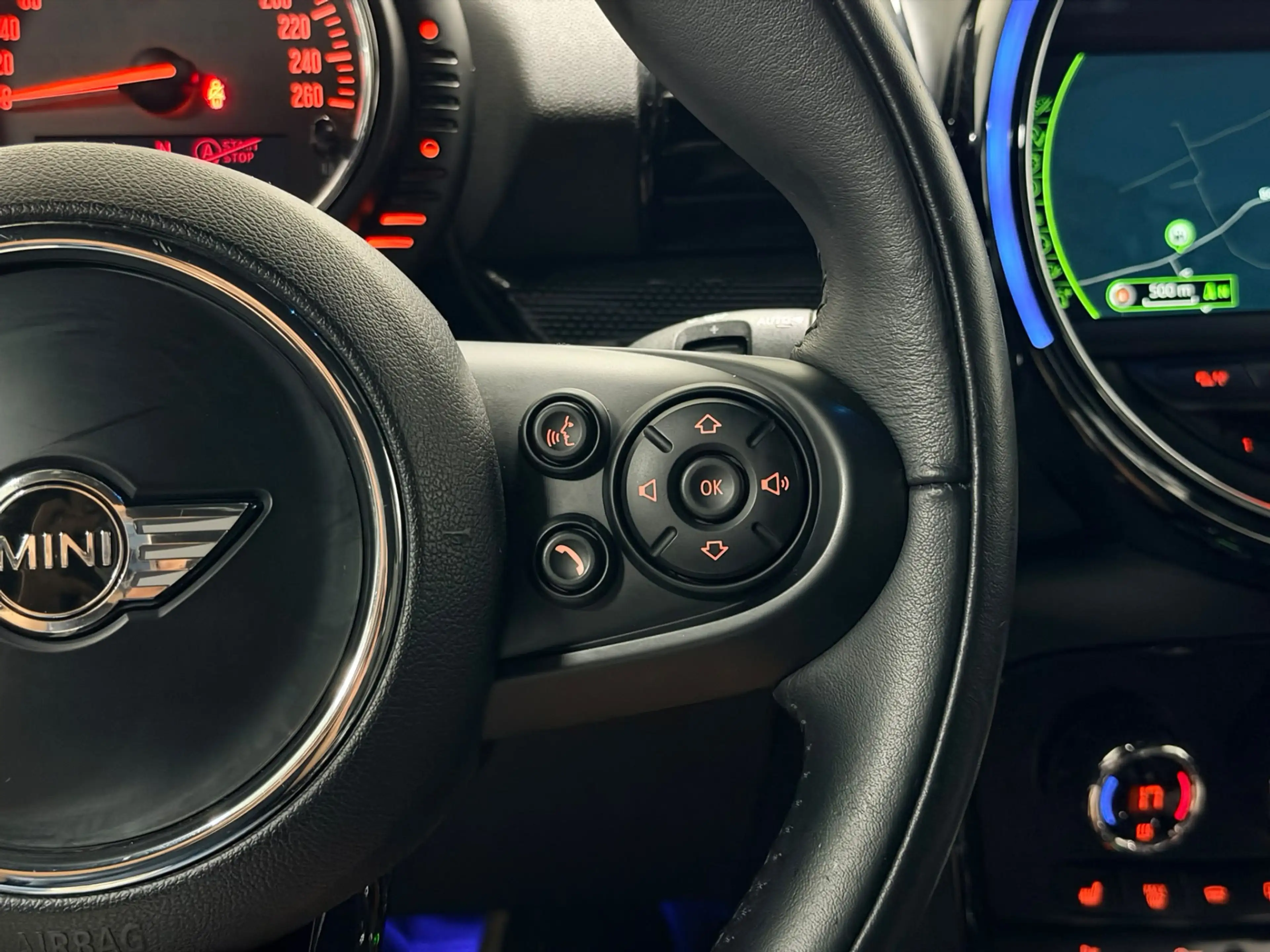 MINI Cooper S Clubman 2.0 Chili Serious Business | NAVI | STOELVERWARMIN — photo 39