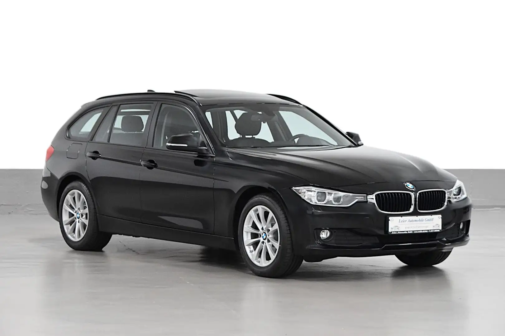BMW 320 D XDRIVE TOURING*FINANZIERUNG MÖGLICH* Schwarz - 1