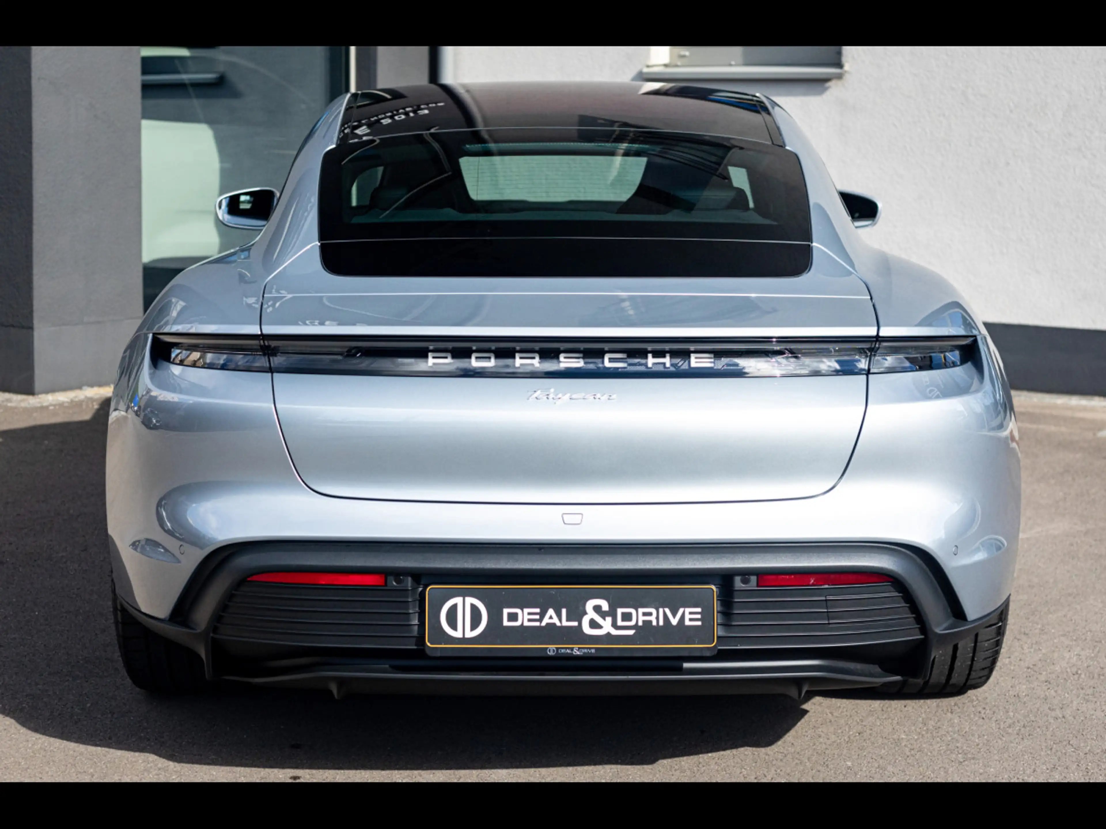 Porsche Taycan 408 CH°DOLOMITE GREY°PANO°22' TAYCAN TURBO WHEELS — photo 3