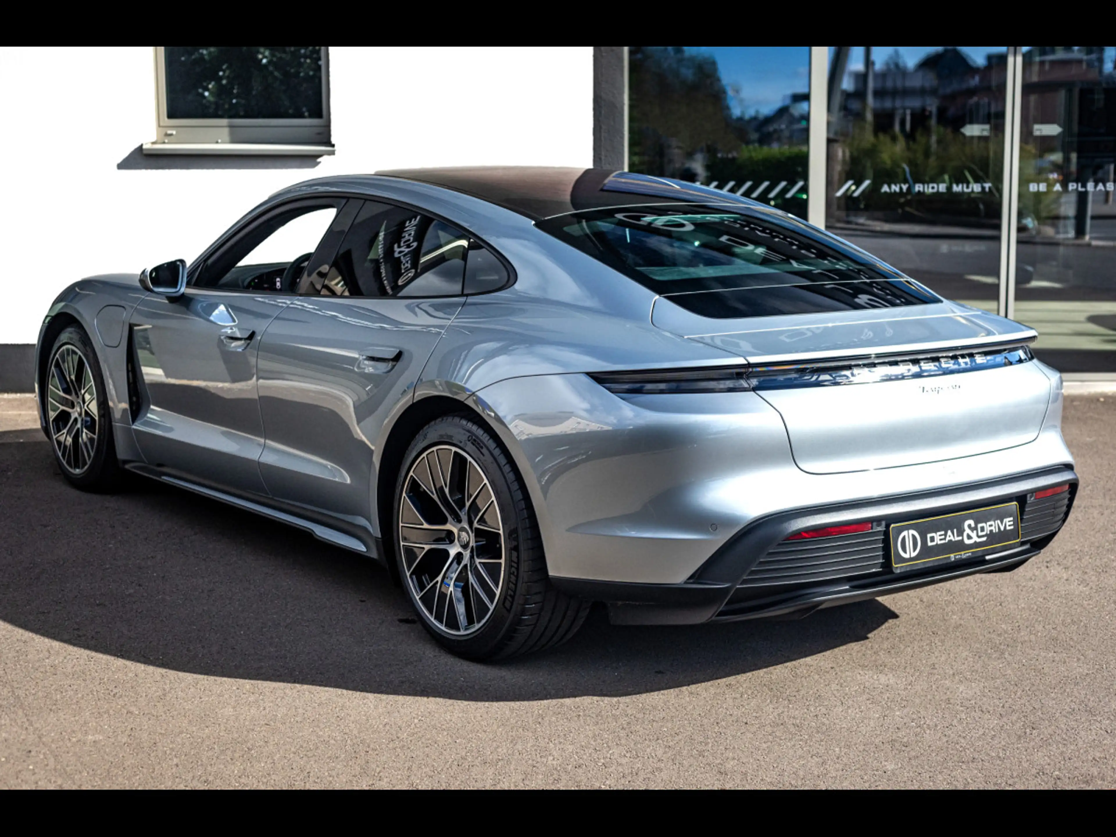 Porsche Taycan 408 CH°DOLOMITE GREY°PANO°22' TAYCAN TURBO WHEELS — photo 7