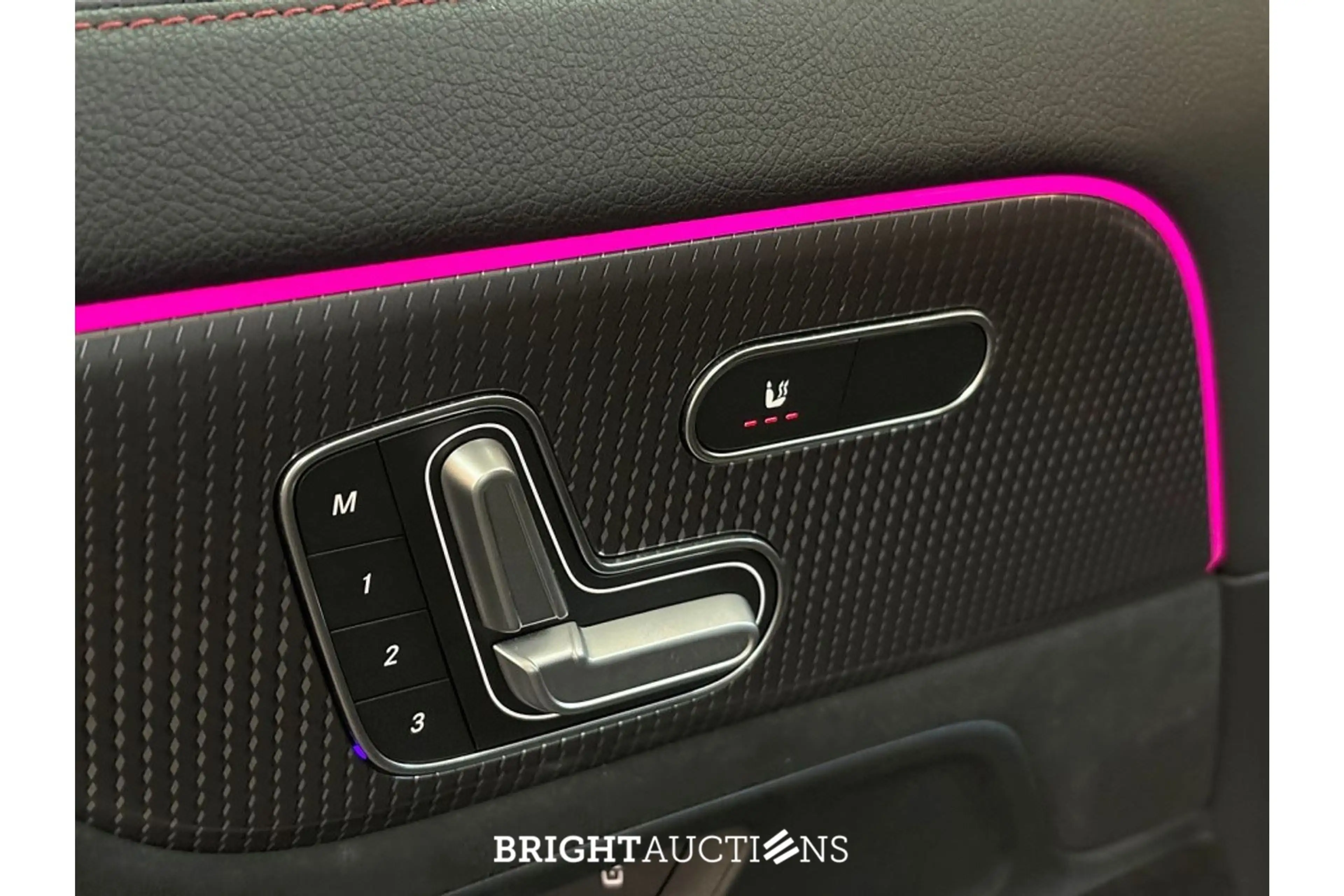 Mercedes-Benz EQA 250 Business Solution AMG 67 kWh — photo 12