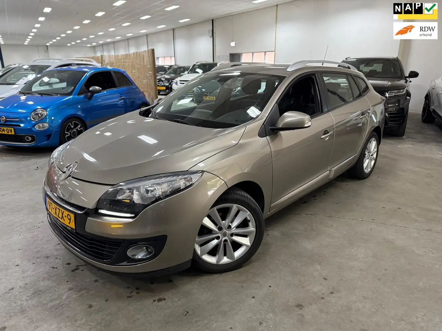 Renault Megane Estate 1.2 TCe Expression / NAP / NAVI / NIEUWE AP Braun - 1