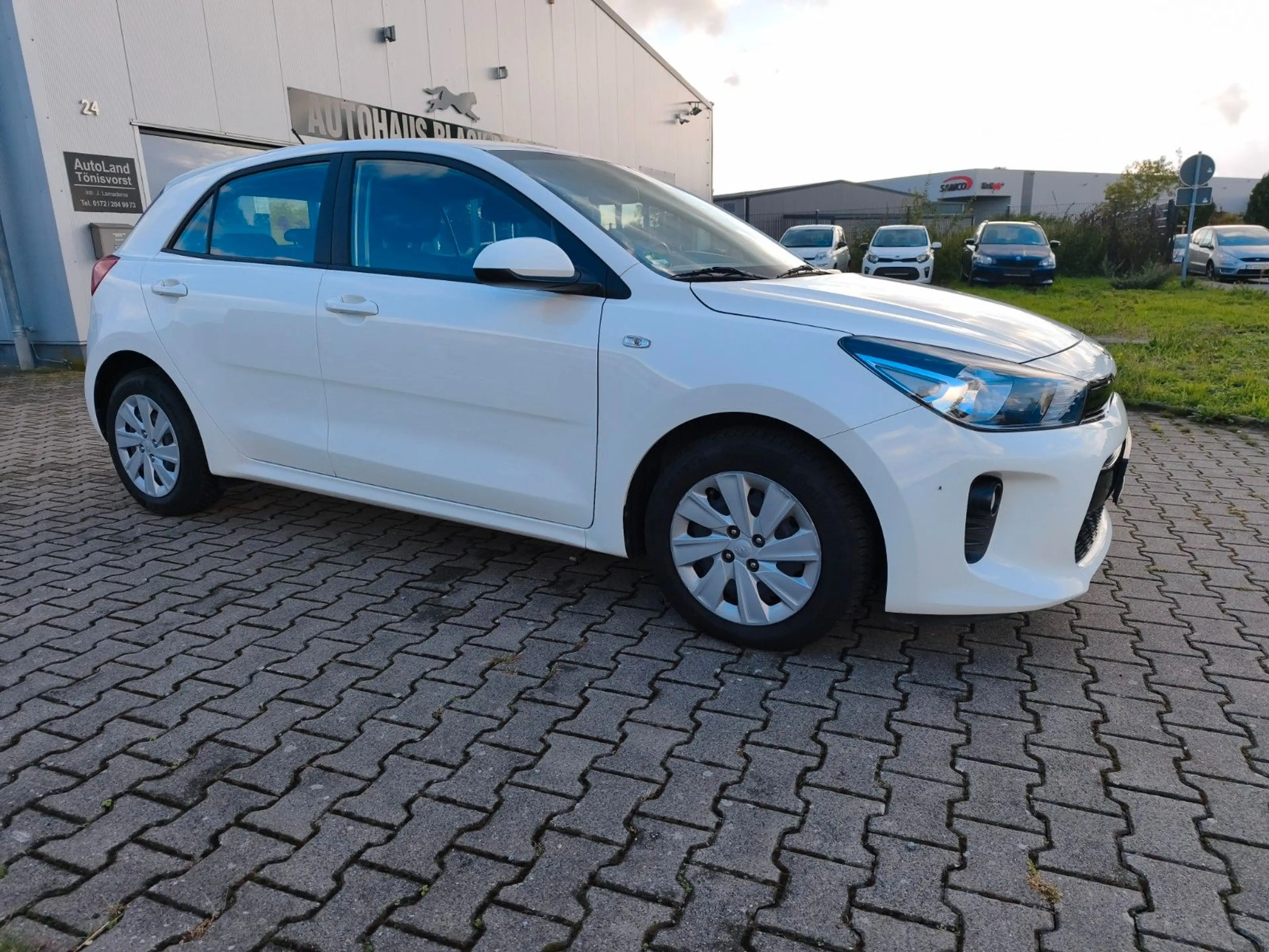 Kia Rio Edition 7 — photo 4