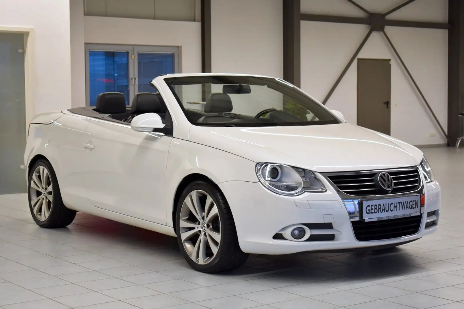 Volkswagen Eos 2.0/GLASDACH/NAVIGATION/BLUETOOTH/2.HAND Weiß - 1