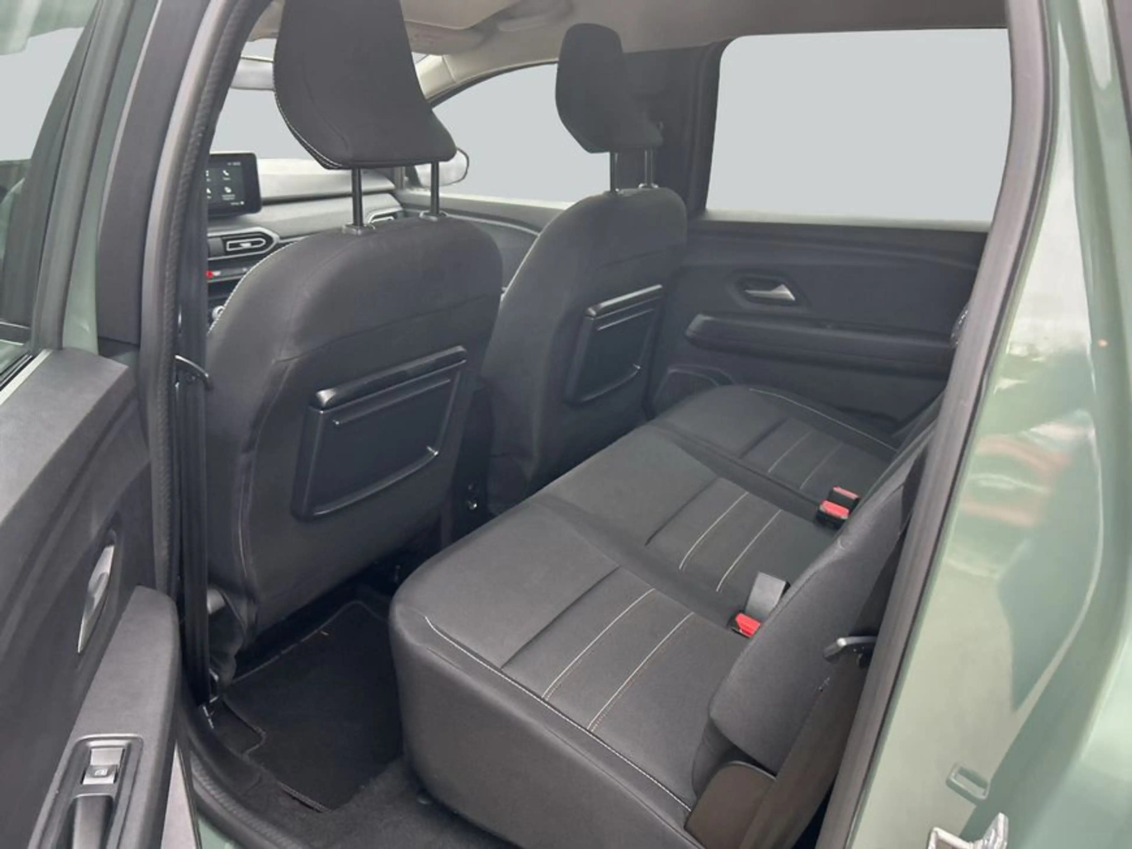 Dacia Jogger Hybrid 140 (7-Sitzer) Extreme — photo 11