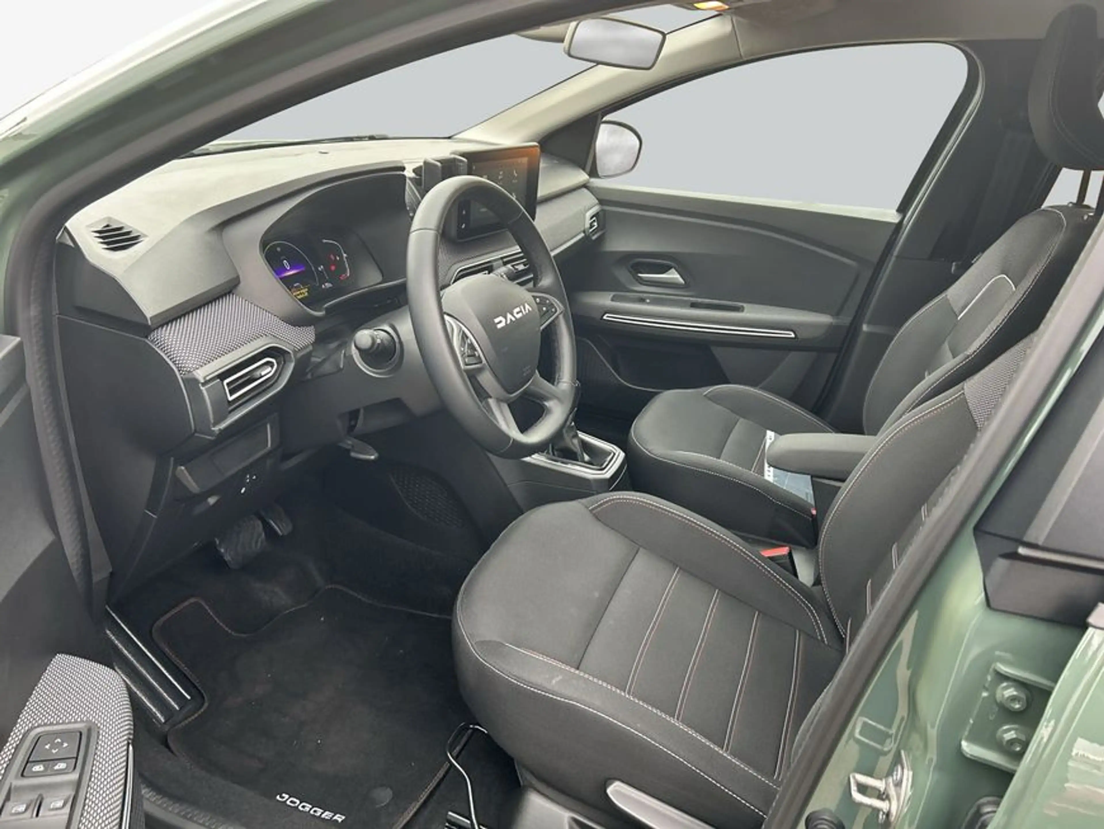 Dacia Jogger Hybrid 140 (7-Sitzer) Extreme — photo 9
