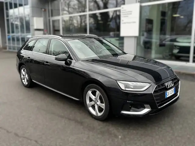Audi A4 A4 Avant 35 TFSI S tronic S line edition