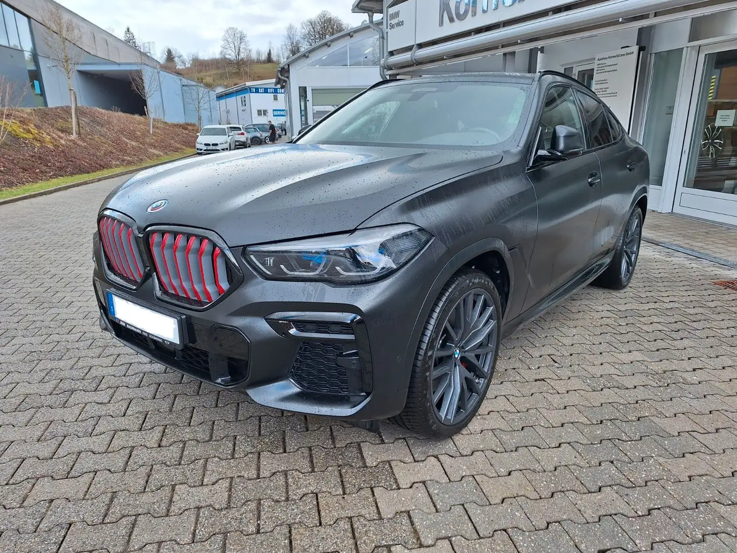 BMW X6 M50 i Black Vermilion Sondermodell Laser TV Czarny - 1