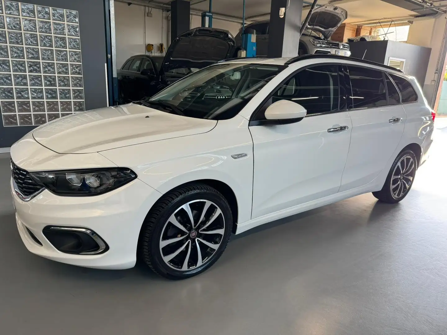 Fiat Tipo Tipo SW II 2016 SW 1.6 mjt Easy s Bianco - 1