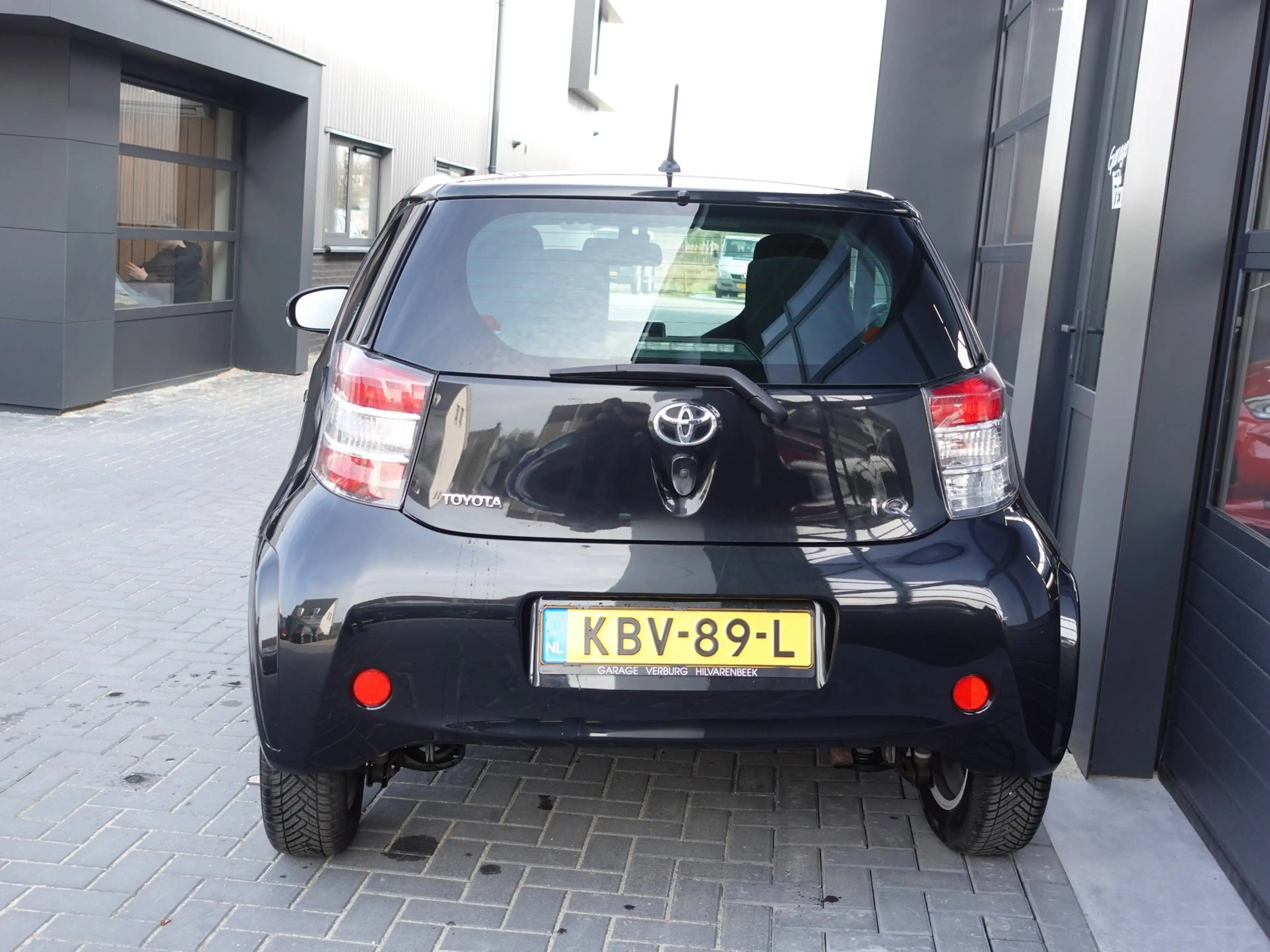 Toyota iQ 1.0 VVTi Executive (Navigatie,Keyless entry,Climat — photo 4