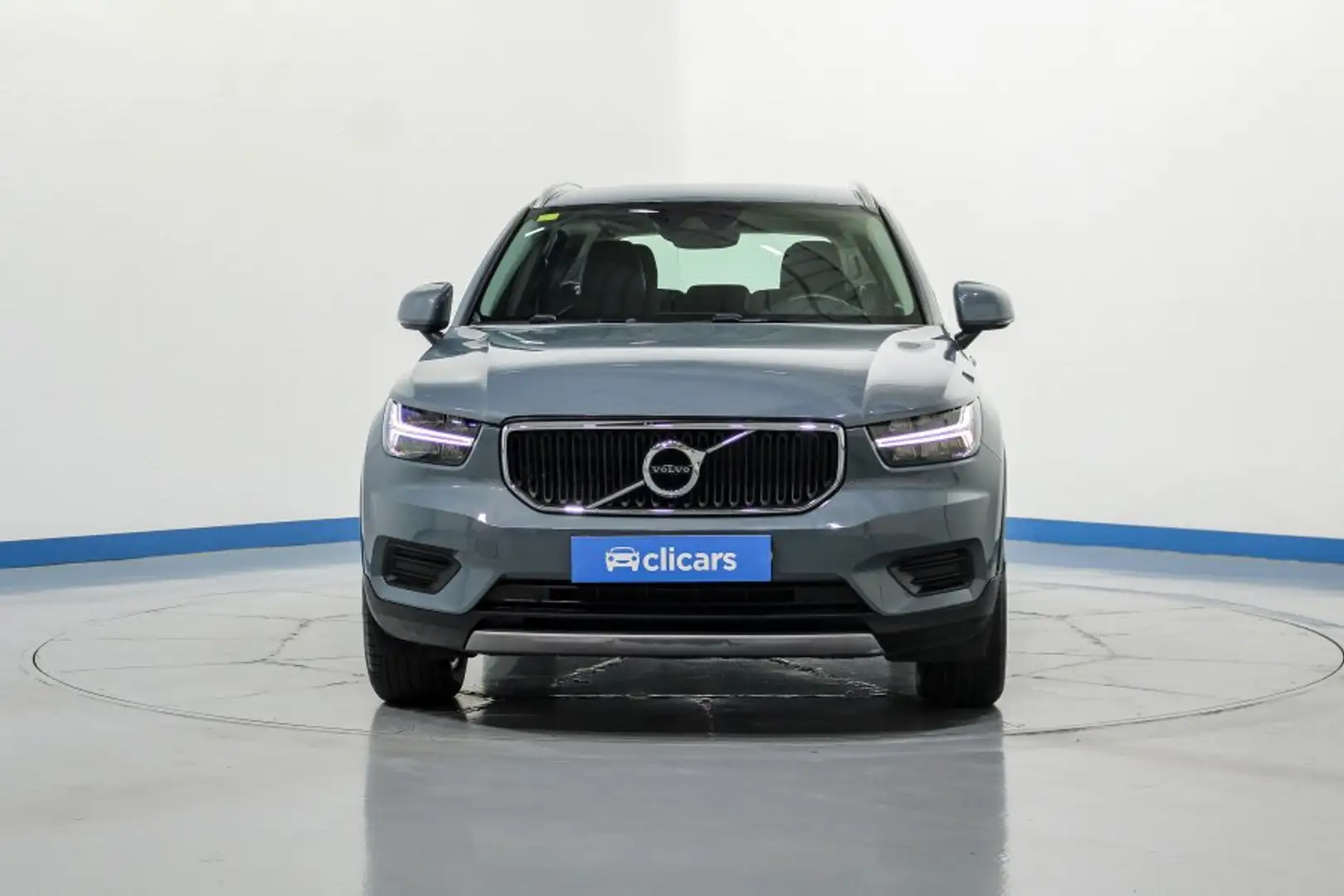Volvo XC40 D4 Business Plus AWD Aut. Gris - 2