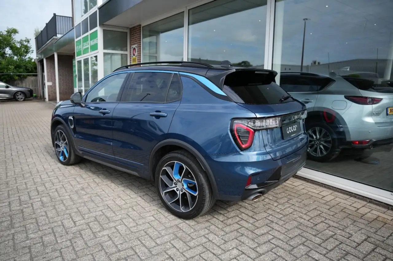 Lynk & Co 01 2022