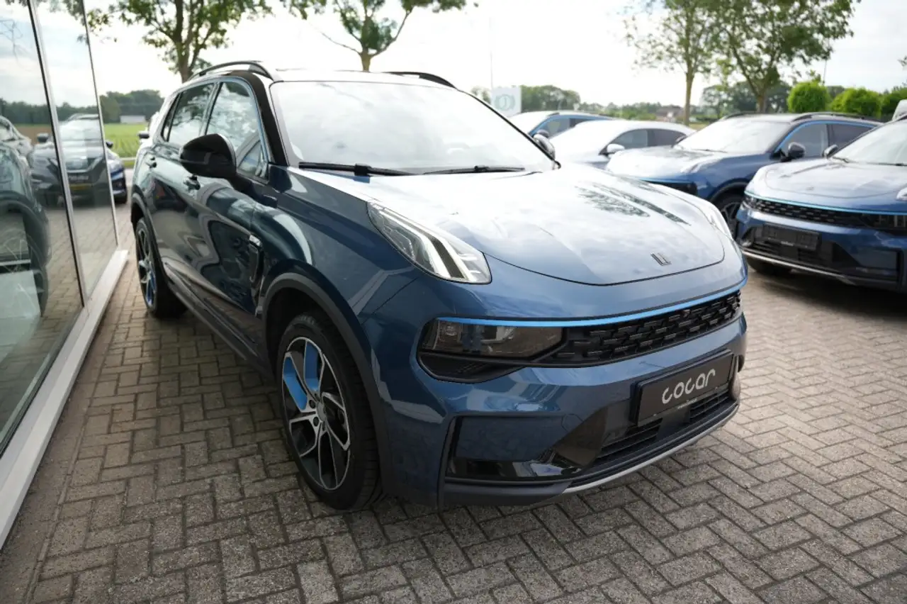 Lynk & Co 01 2022