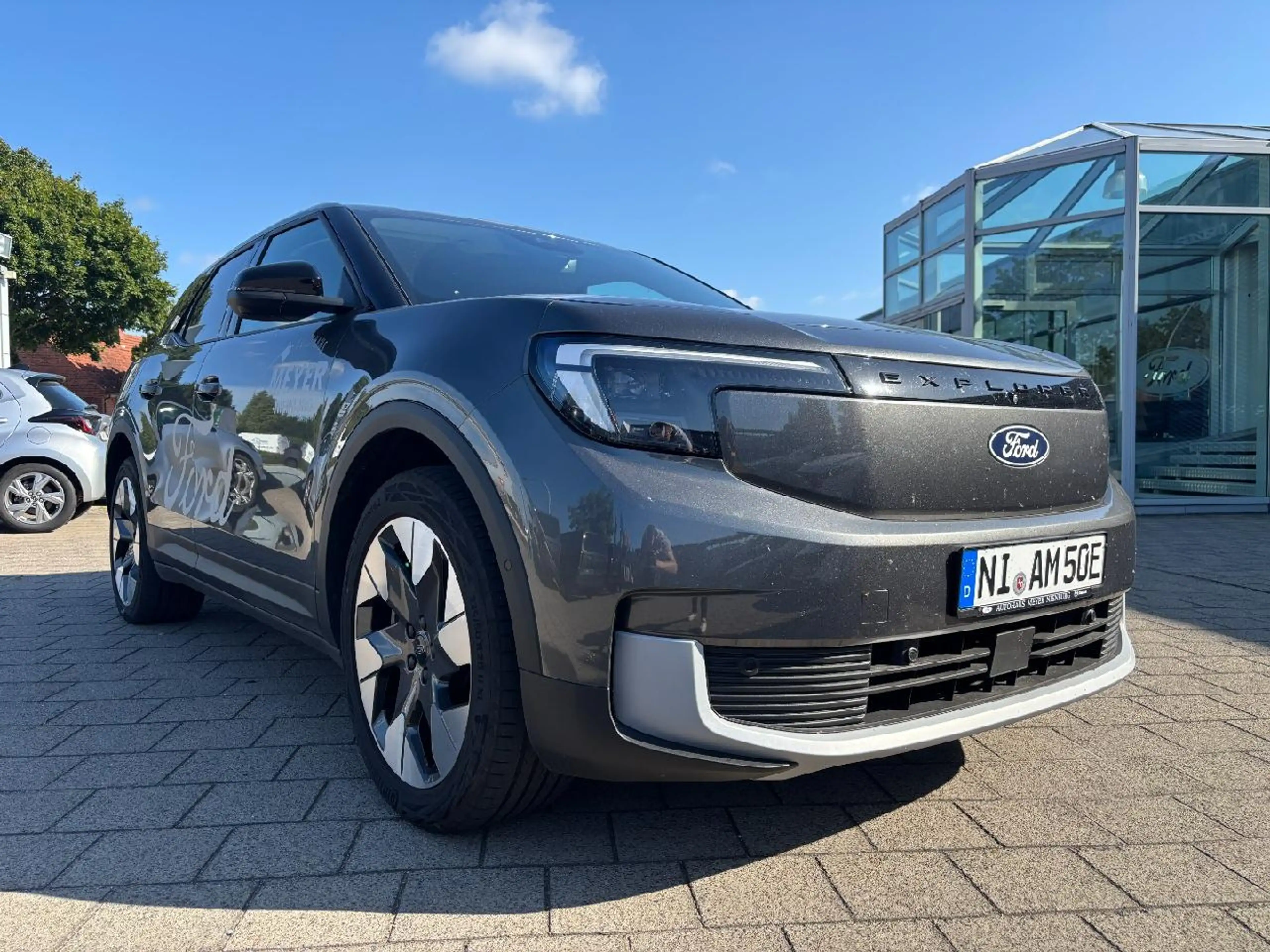 Ford Explorer Premium AWD Kamera/Wärmepumpe