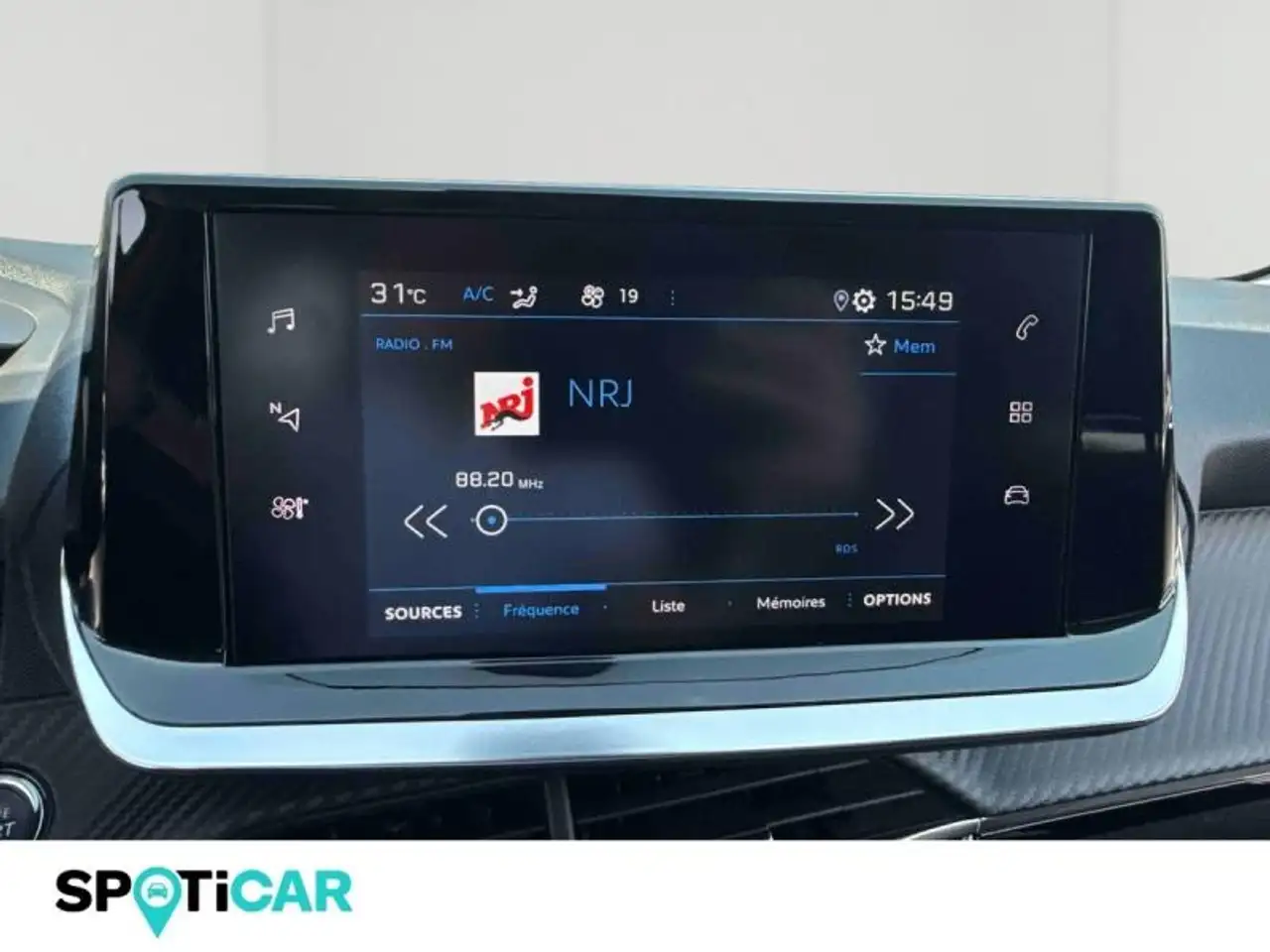 Peugeot 208 208 — photo 15