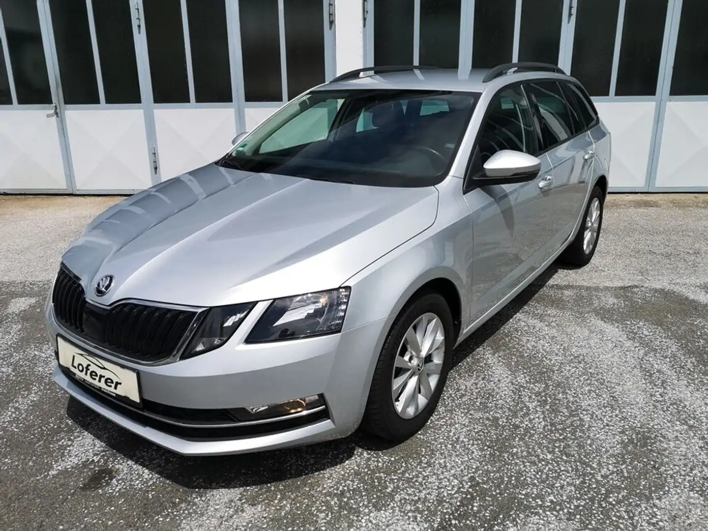 Skoda Octavia Style DSG * AHK * ACC Argent - 2