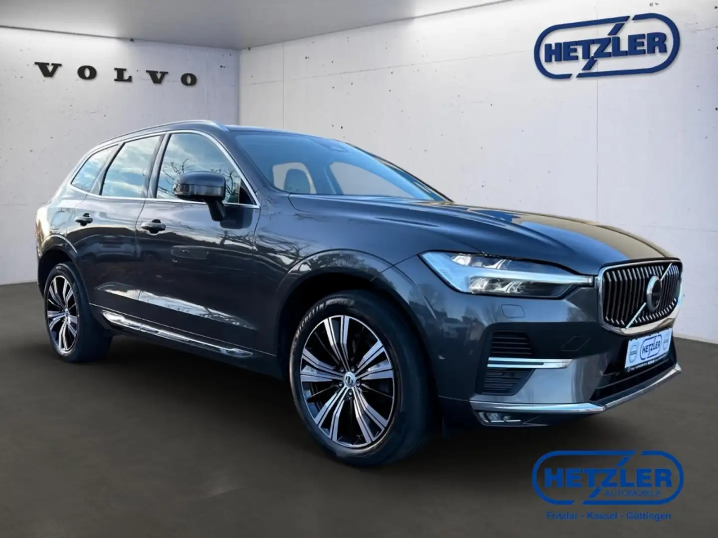 Volvo XC60 B5 Ultimate Bright AWD HUD AHK Digitales Cockpit M Grijs - 2