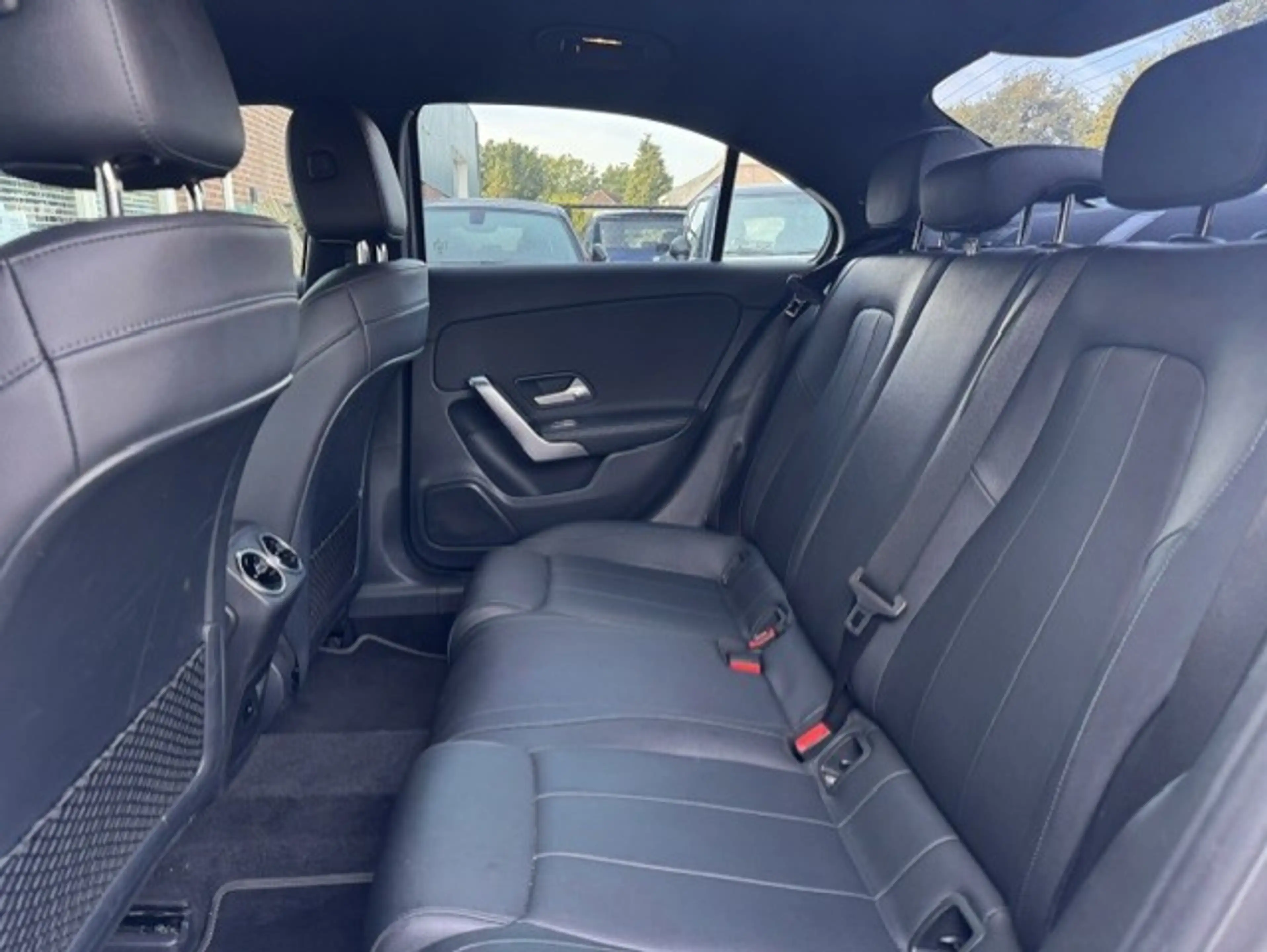 Mercedes-Benz A 180 Business Solution Luxury-Digital dash- BTW - sfeer — photo 26