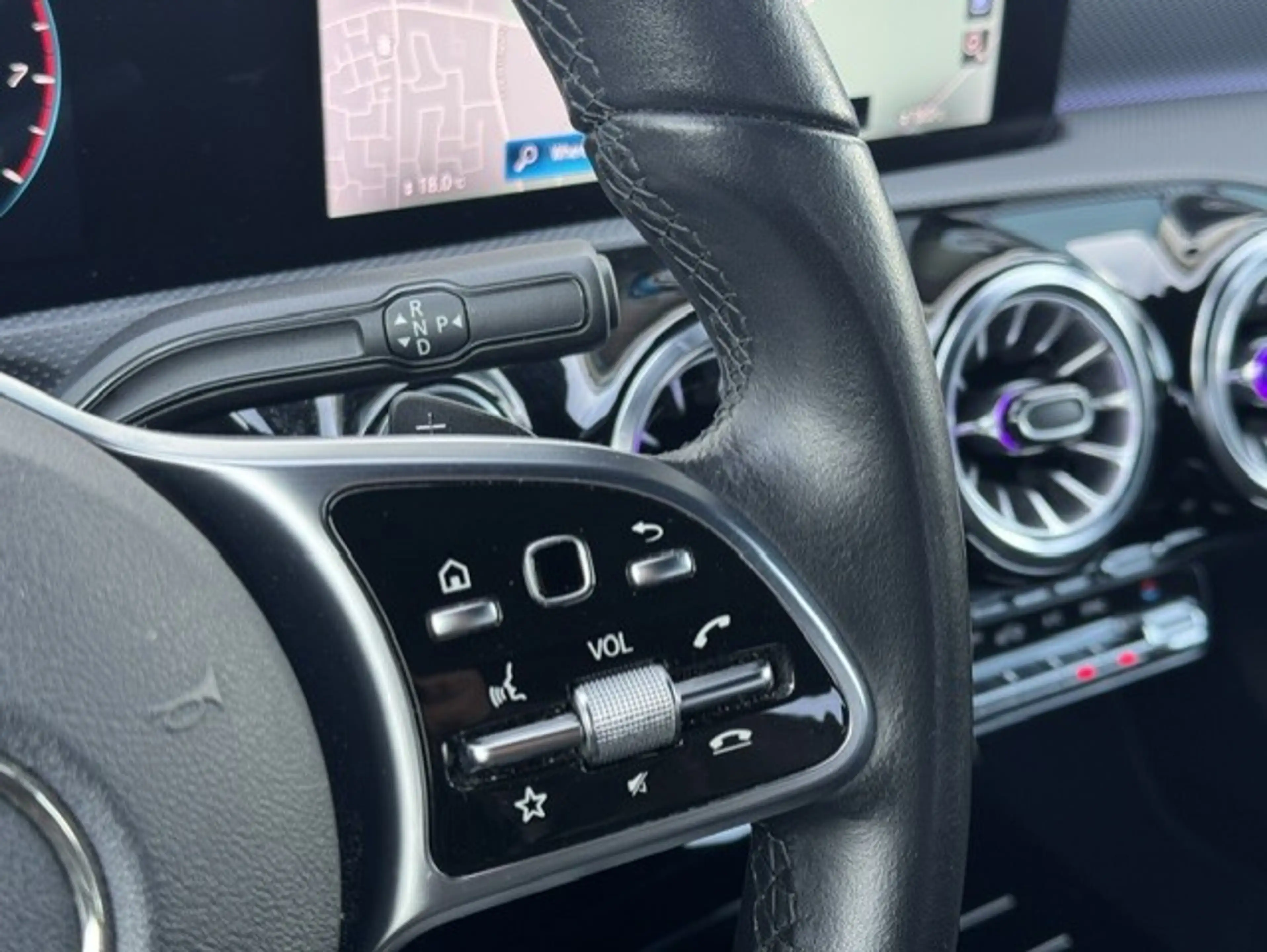 Mercedes-Benz A 180 Business Solution Luxury-Digital dash- BTW - sfeer — photo 25