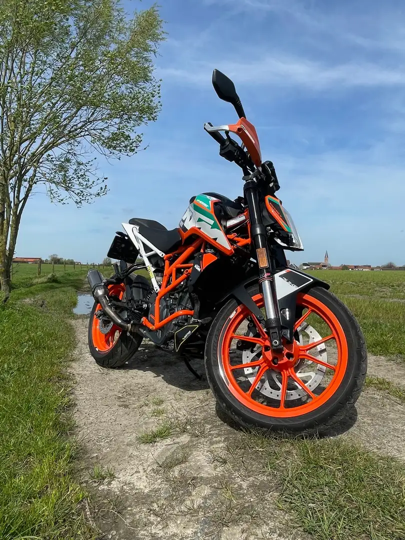 KTM 390 Duke Orange - 1