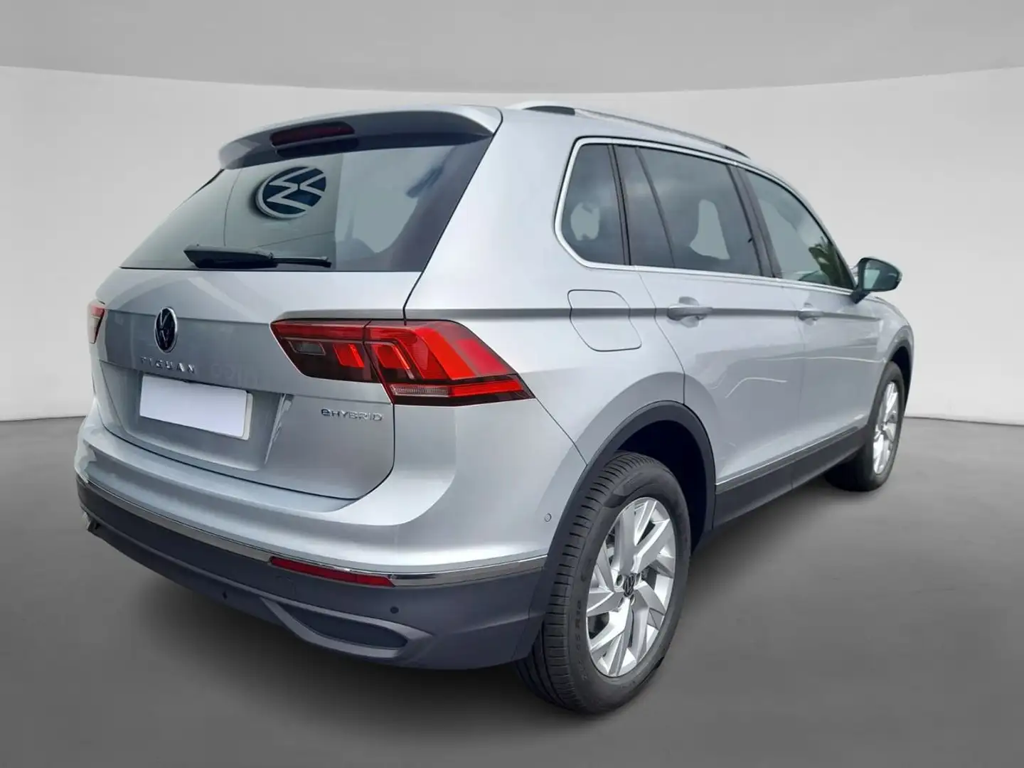 Volkswagen Tiguan Nuevo  Connect 1.4 PHEV DSG6 180 kW (245 CV) (AX13 Plateado - 2