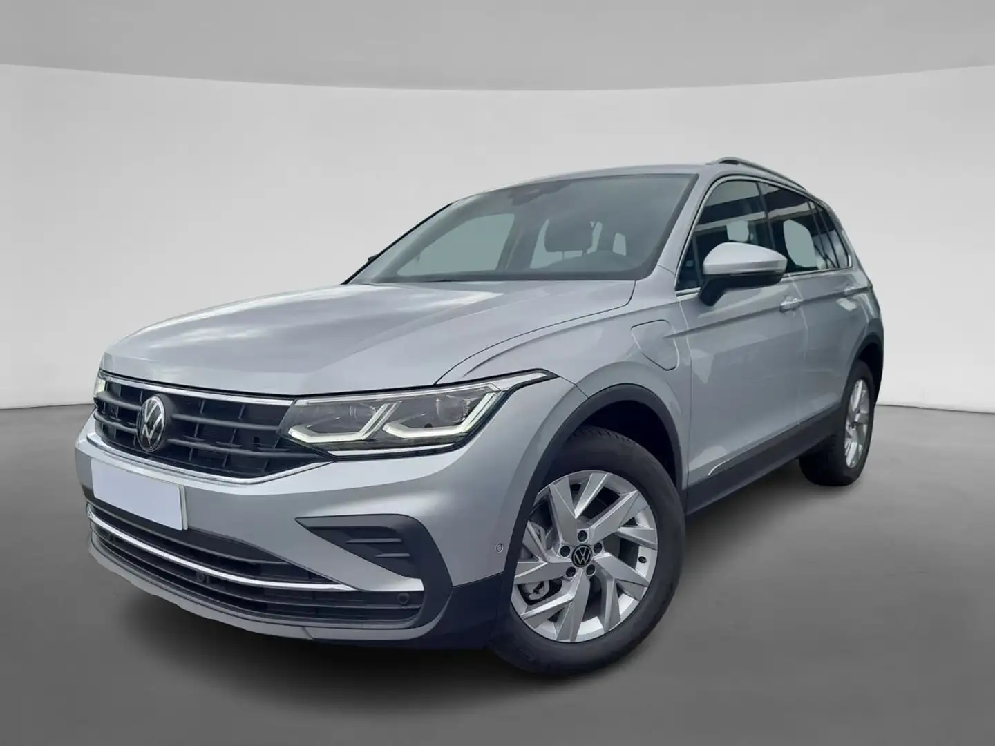 Volkswagen Tiguan Nuevo  Connect 1.4 PHEV DSG6 180 kW (245 CV) (AX13 Plateado - 1