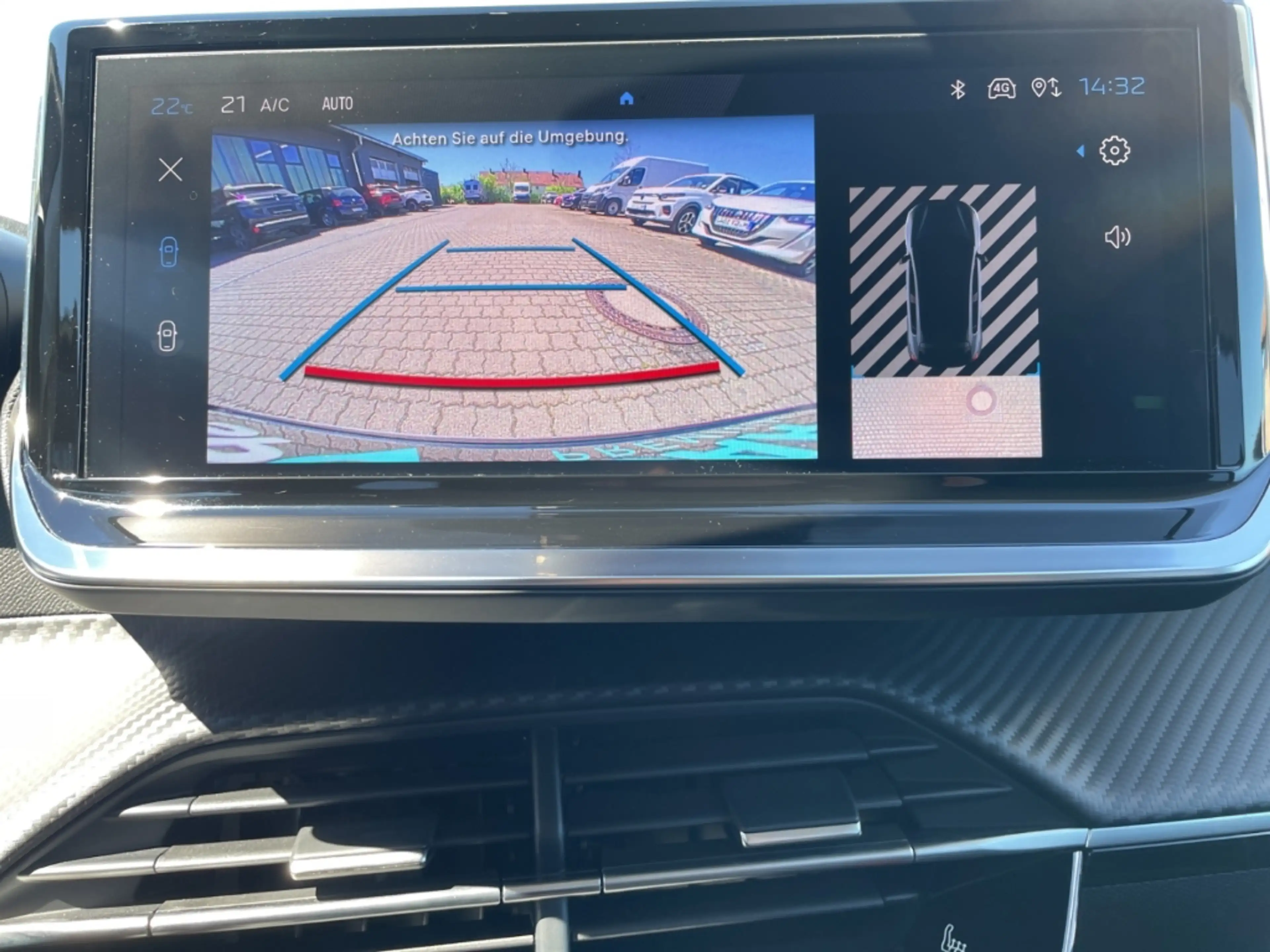 Peugeot 208 Allure PT 100 LED DAB SHZ Klimaautom Fahrerprofil — photo 17