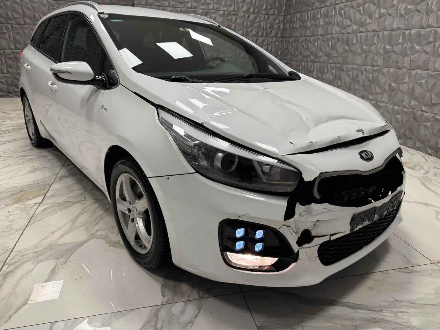 Kia Ceed SW / cee'd SW Ceed Sportswagon GT-Line Weiß - 1