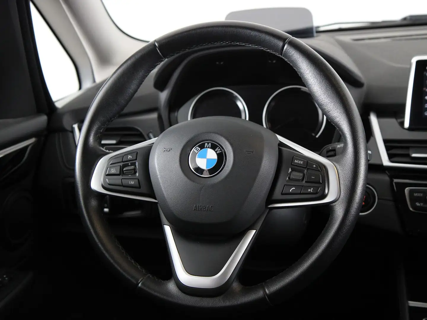 BMW 216 2 Serie 216i Gran Tourer Sport Line 7p Grijs - 2