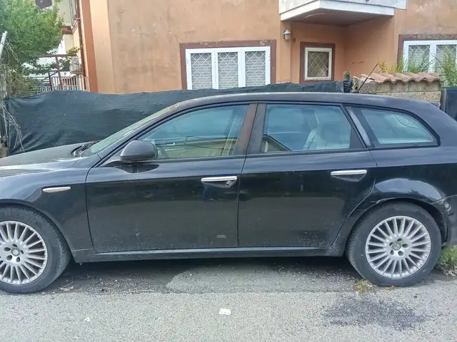 Alfa Romeo 159