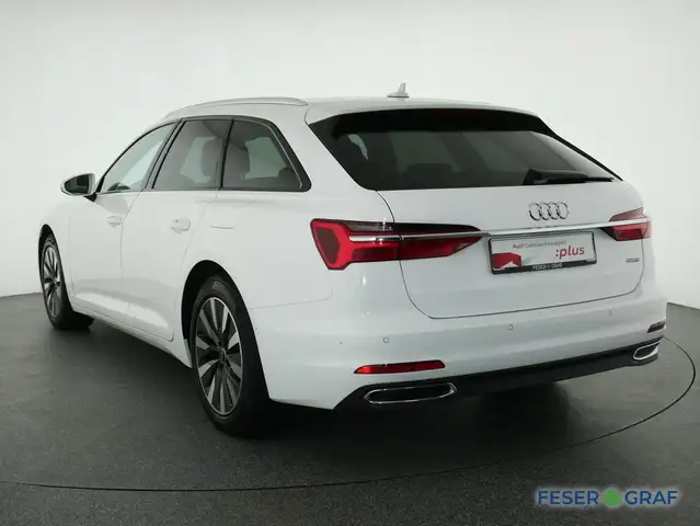 Audi A6 view 13