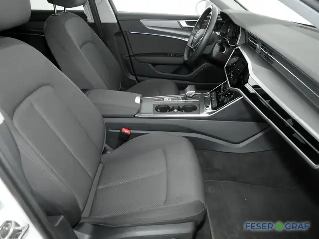 Audi A6 view 6