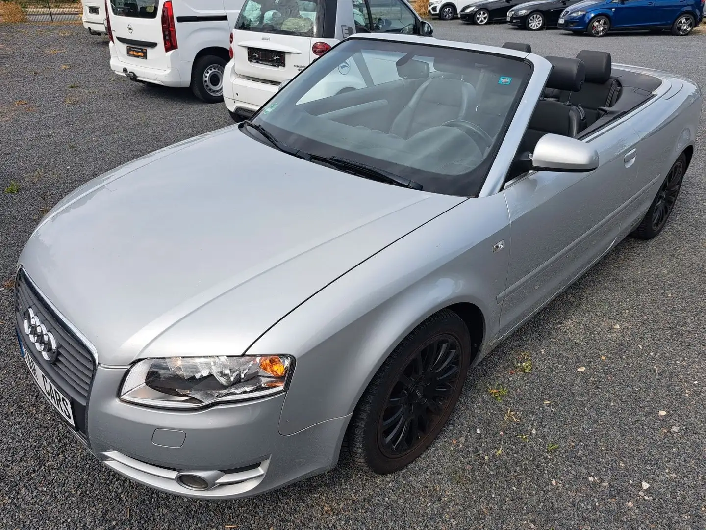 Audi A4 2.0 TDI S line Cabriolet Silber - 1