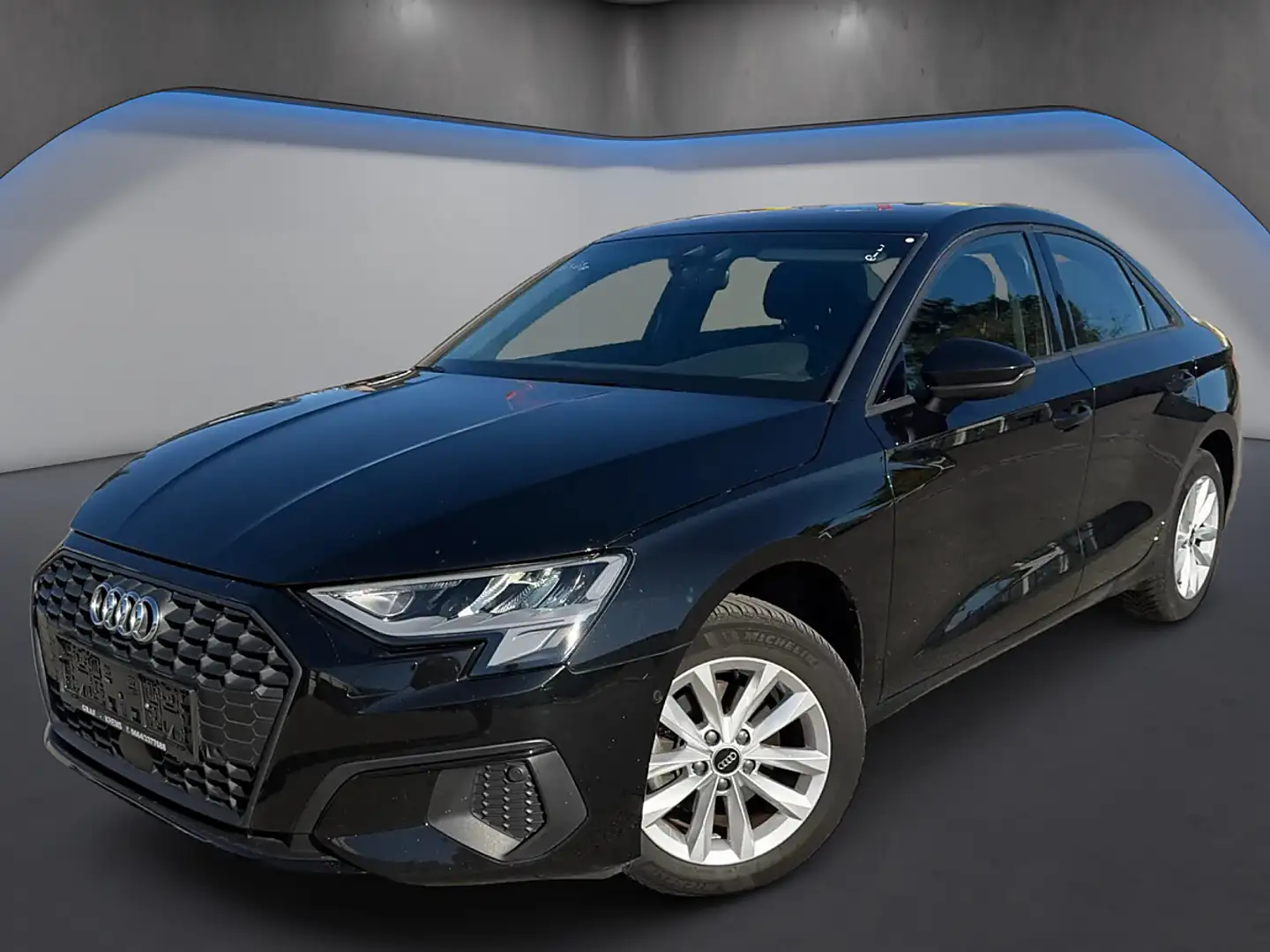 Audi A3 30 TDI Limousine *Virtual*LED*2ZonenKlima* Schwarz - 2