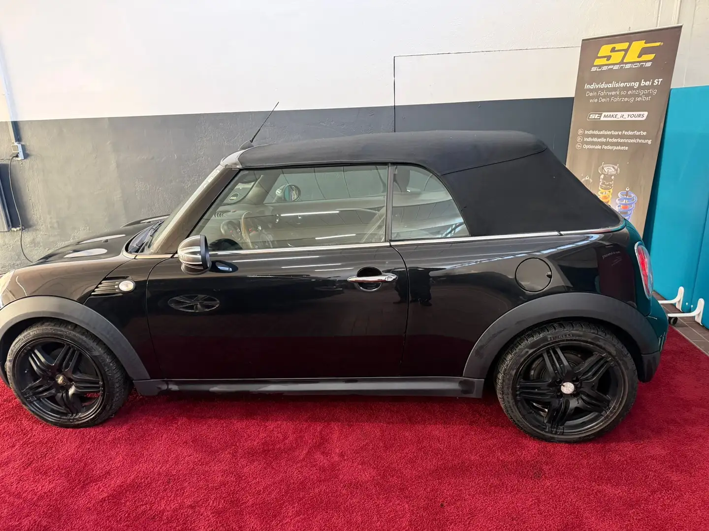 MINI Cooper Cabrio Cooper Schwarz - 2