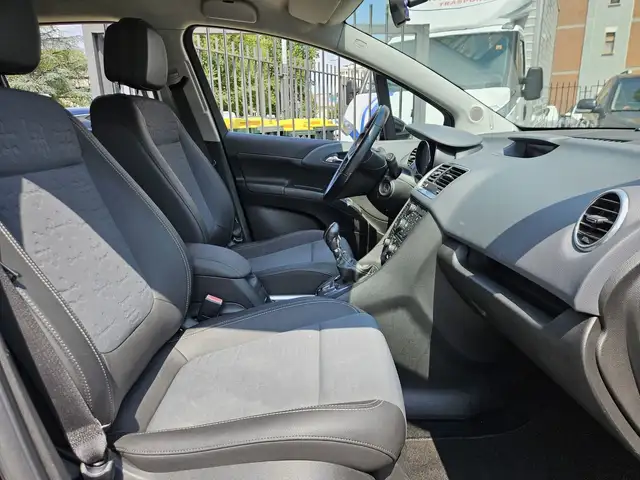 Opel Meriva view 10