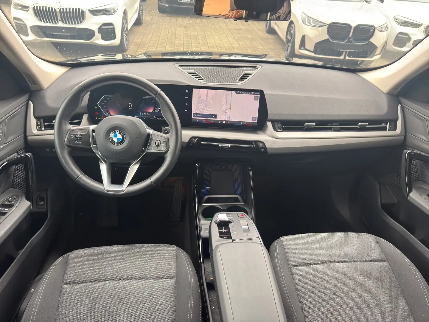 BMW X1 sDrive 18i Komfortzugang Lenkradheizung AdLED Schwarz - 2