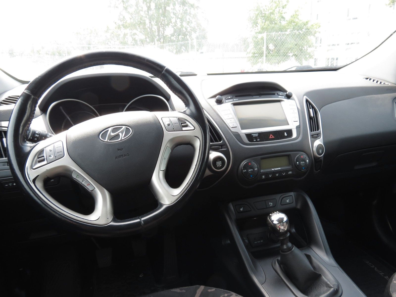 Hyundai iX35 Premium UpGrade 4WD *TÜV neu, TOP* — photo 9