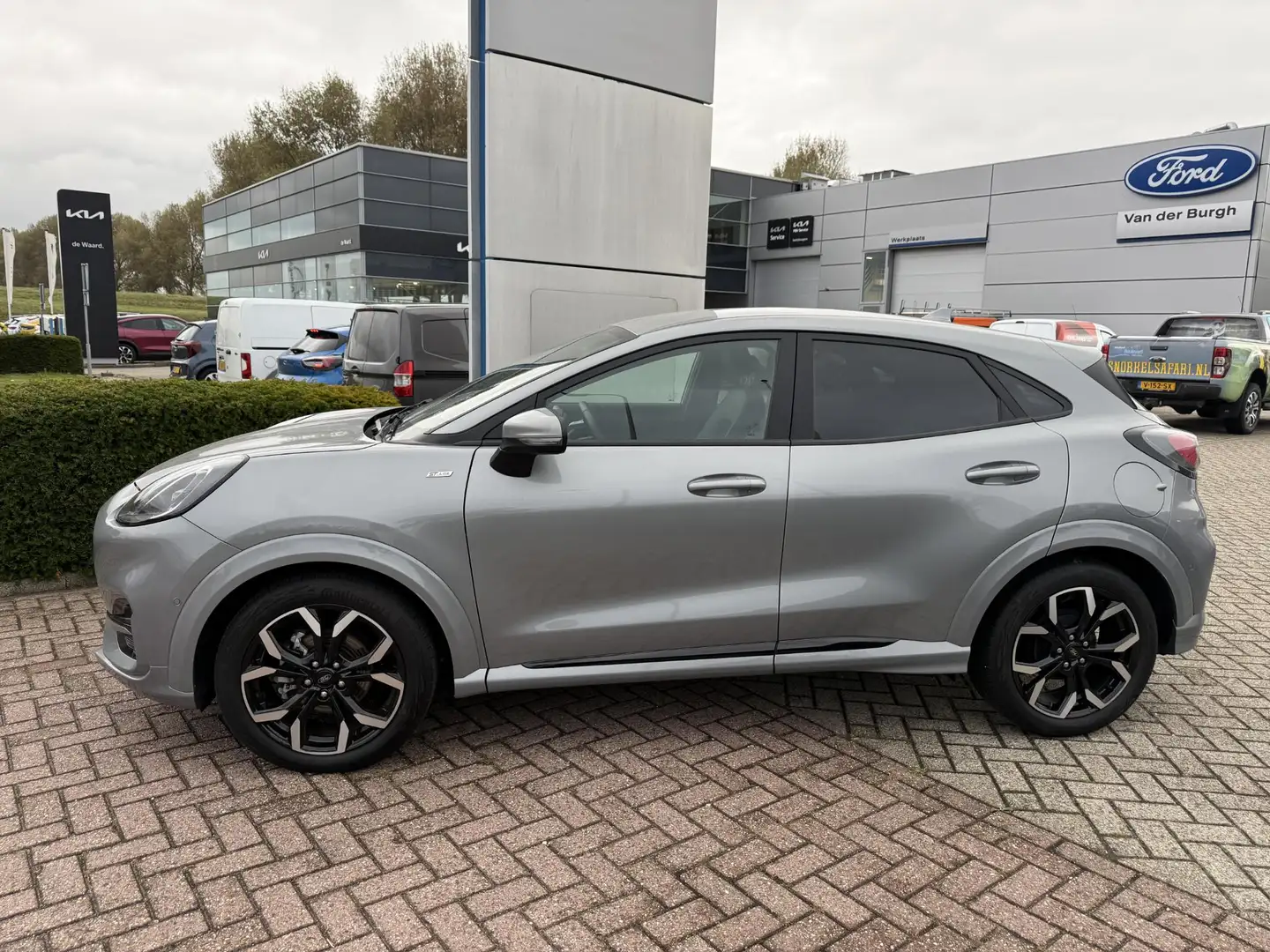 Ford Puma 1.0 EcoBoost Hybrid ST-Line X Automaat Grau - 2