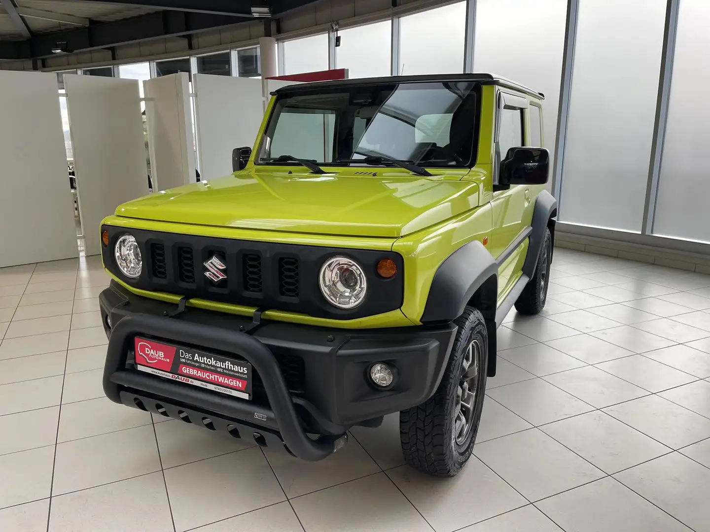 Suzuki Jimny 1.5 Comfort+ AllGrip+4 Sitzer+Navi+AHK+TOP Gelb - 2