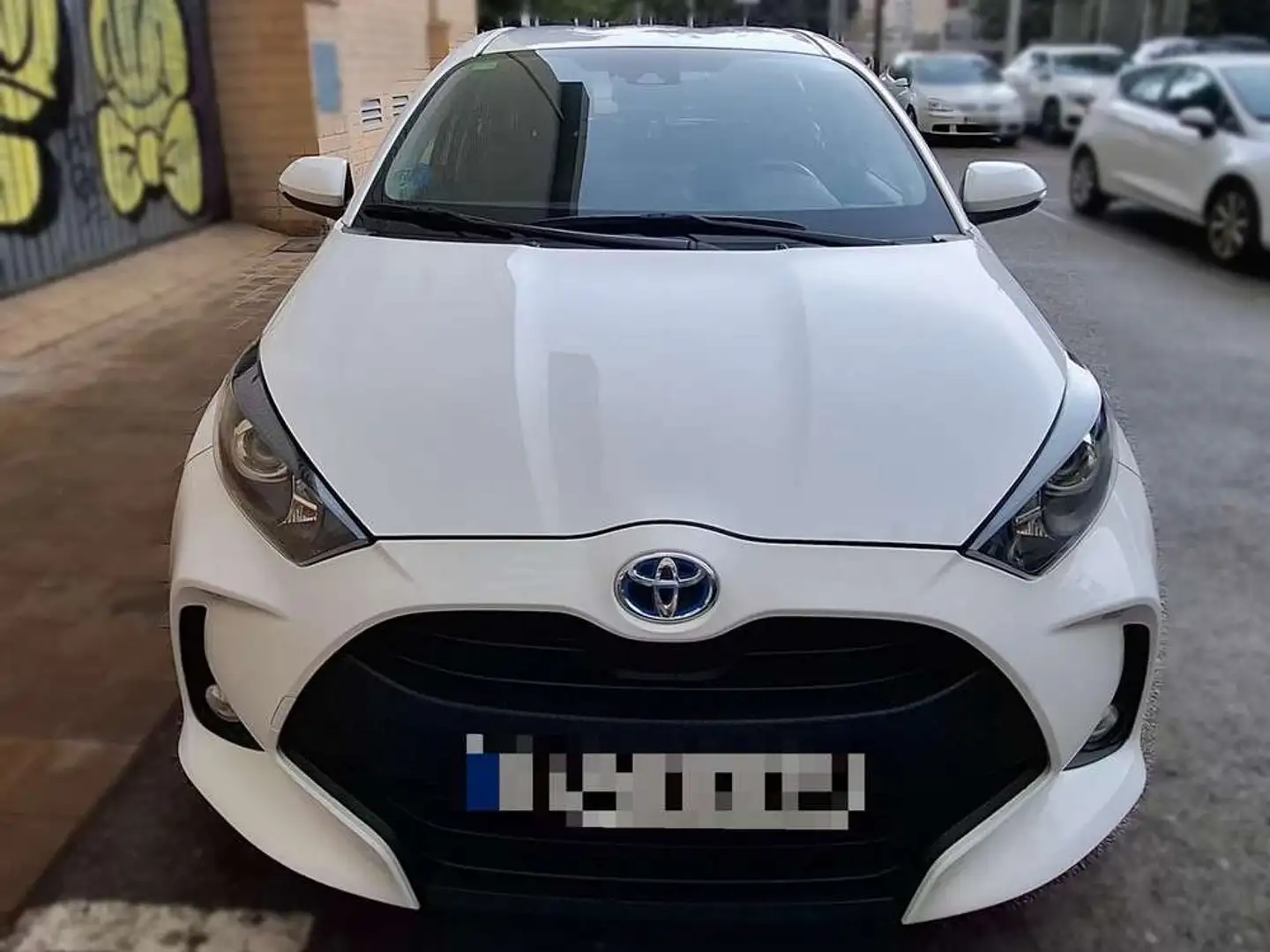 Toyota Yaris 100H 1.5 Active Tech Blanco - 2