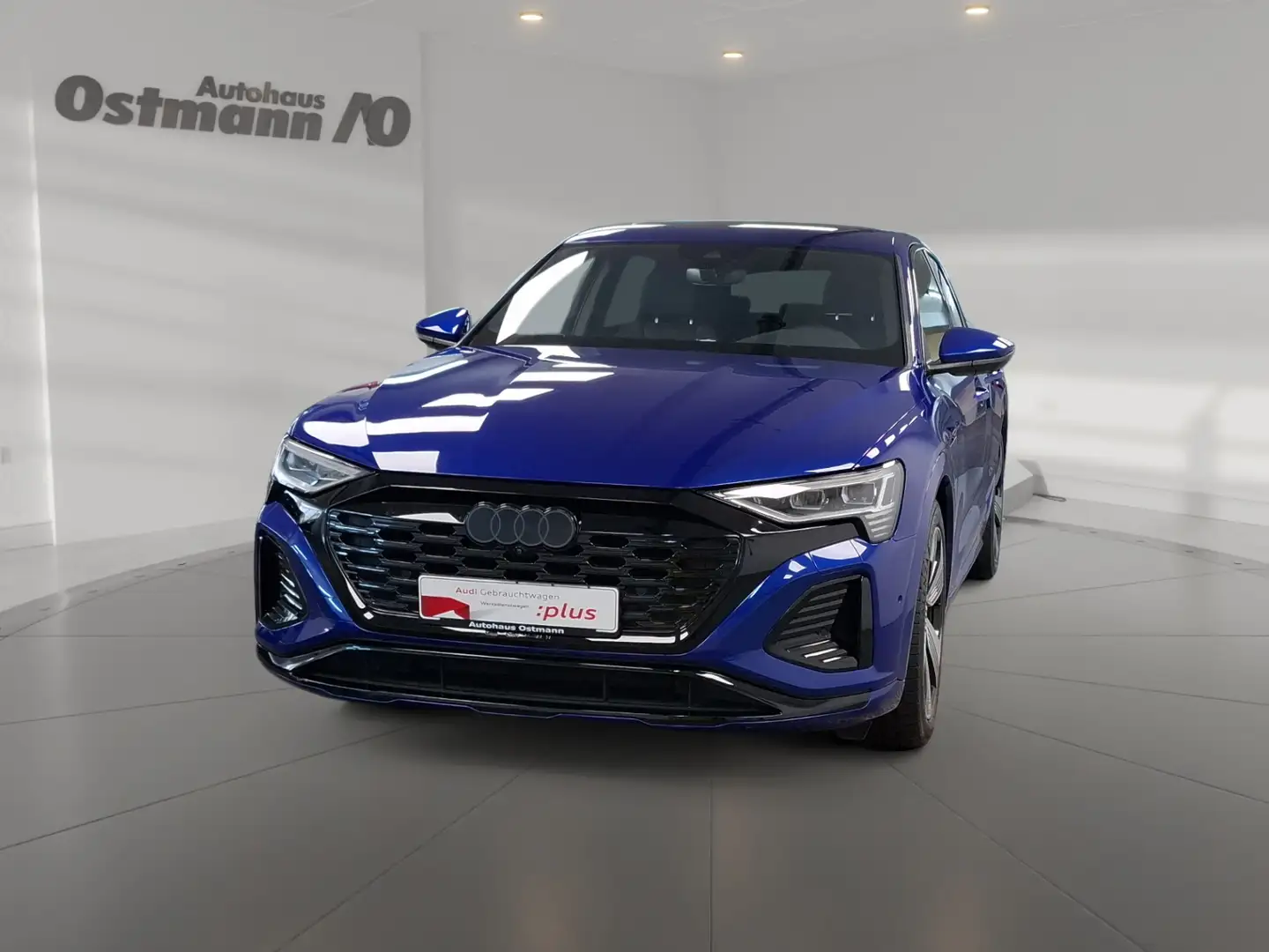 Audi Q8 e-tron 50 quattro S-Line ACC STH Pano AHK SHZ Blau - 2